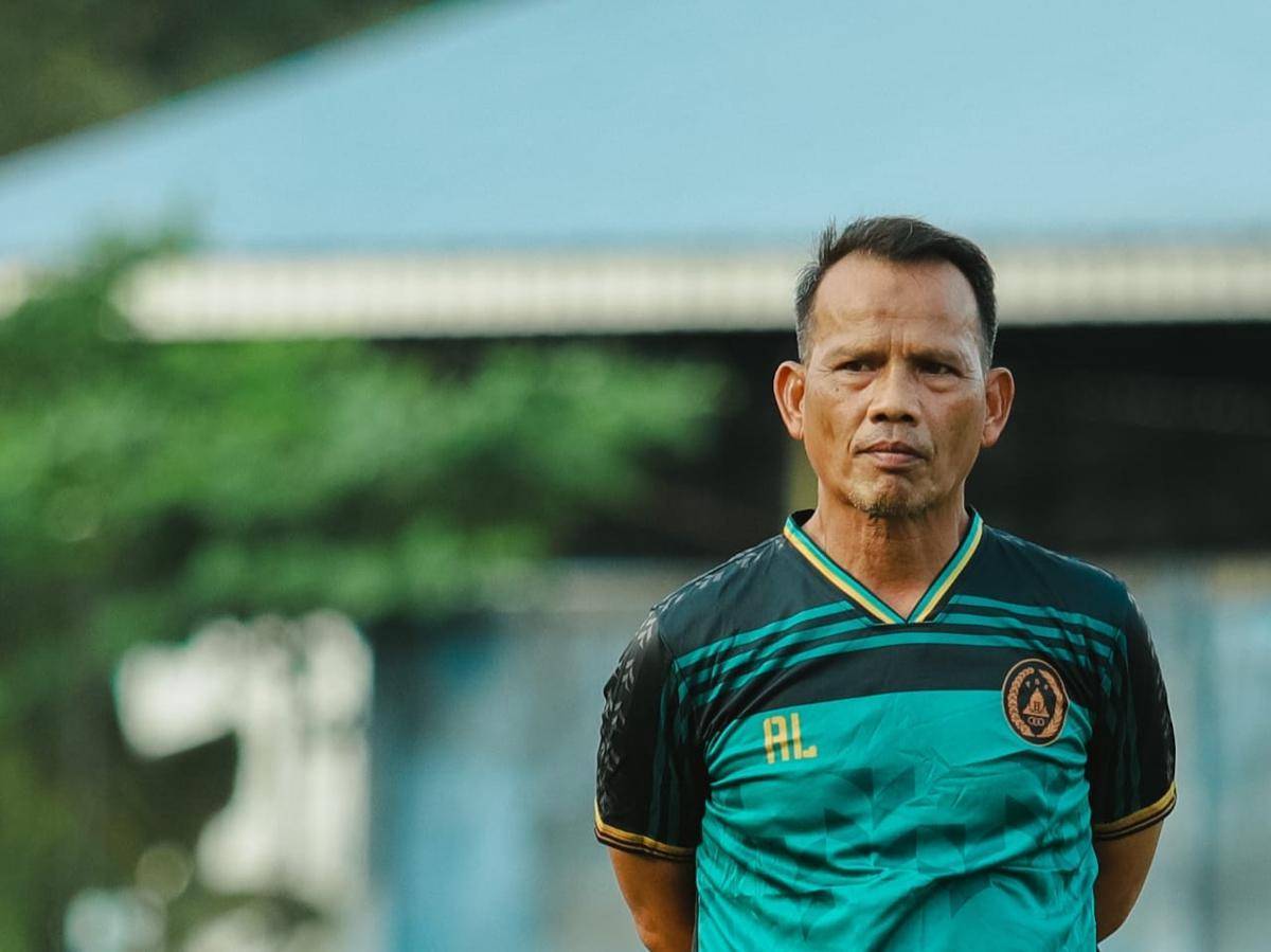 Pelatih Kepala PSS Sleman, Ansyari Lubis. (instagram.com/pssleman)