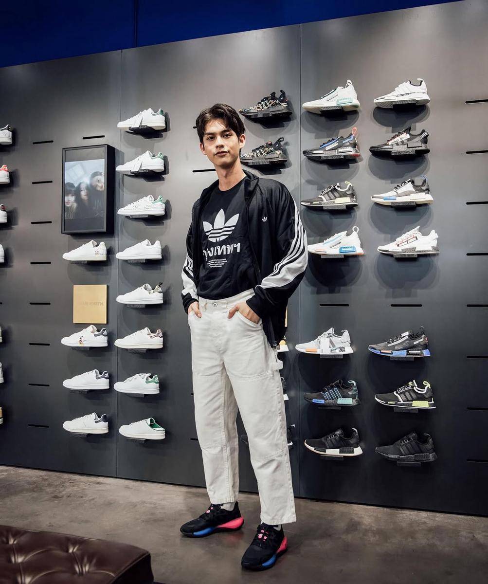 outfit athleisure ala Bright Vachirawit (instagram.com/bbrightvc)