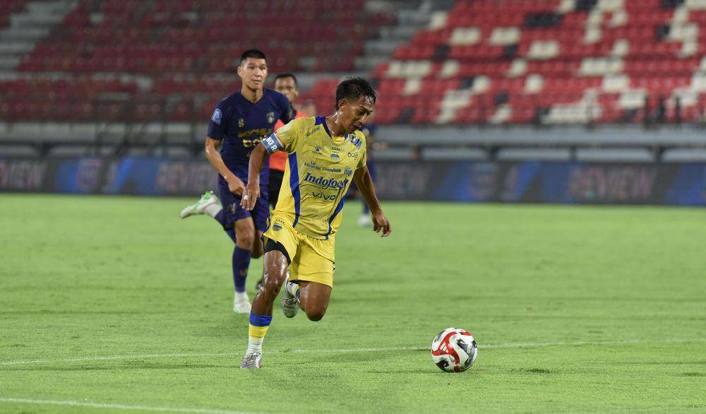 Persib lawan Persita di Super League 2025/26. (Dok. Persib)