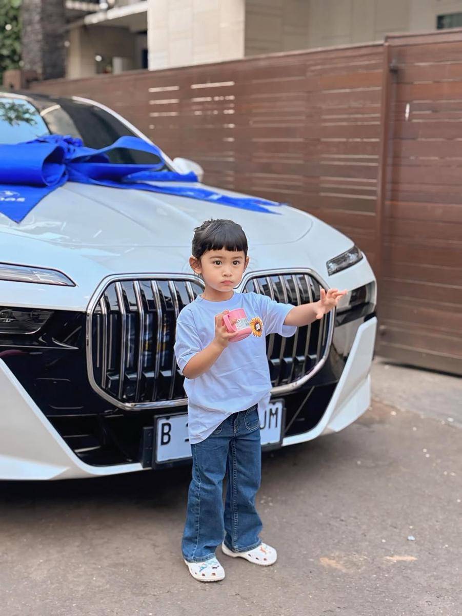 Moana dapat mobil baru dari Ria Ricis 