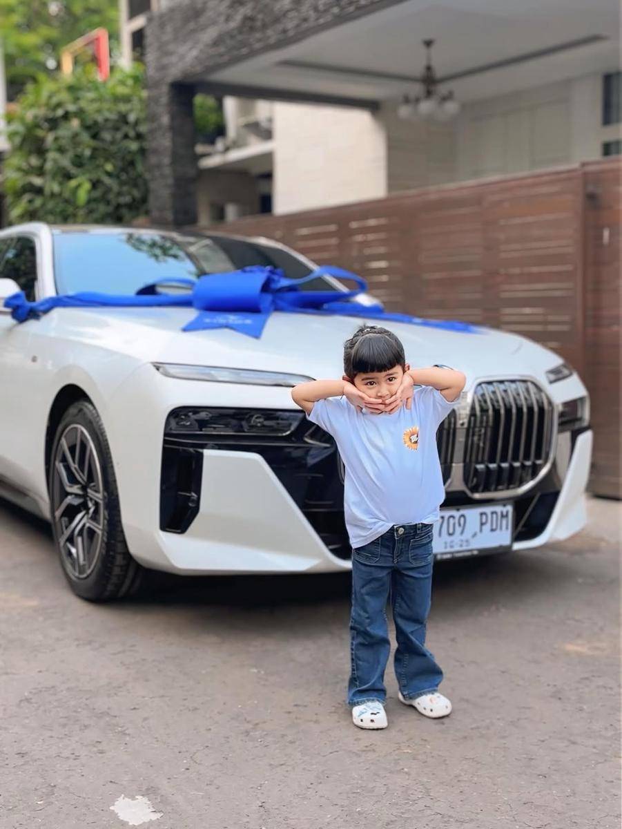 Moana dapat mobil baru dari Ria Ricis 