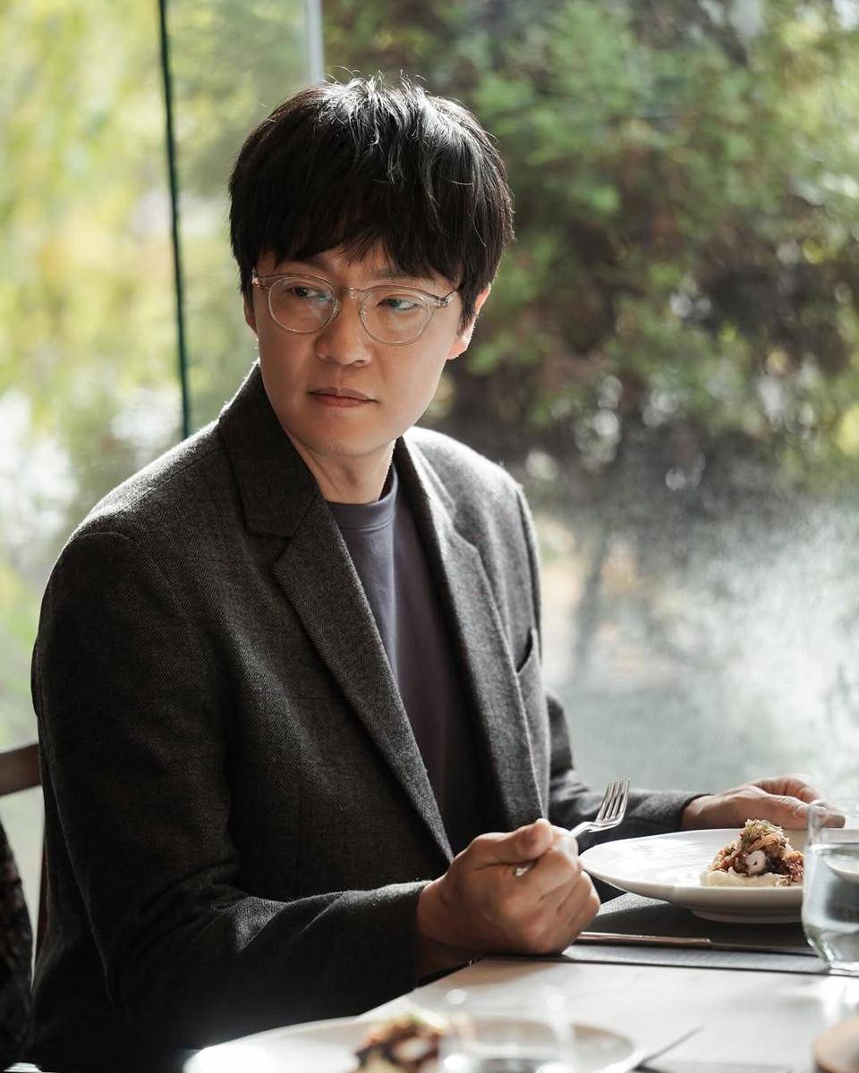 Potret Jo Han Chul di My Youth (Instagram.com/noon.company) 