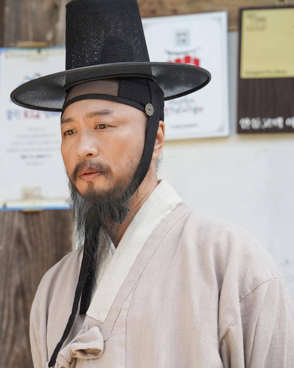 Potret Jeon Bae Su di Murky Stream (Instagram.com/noon.company) 