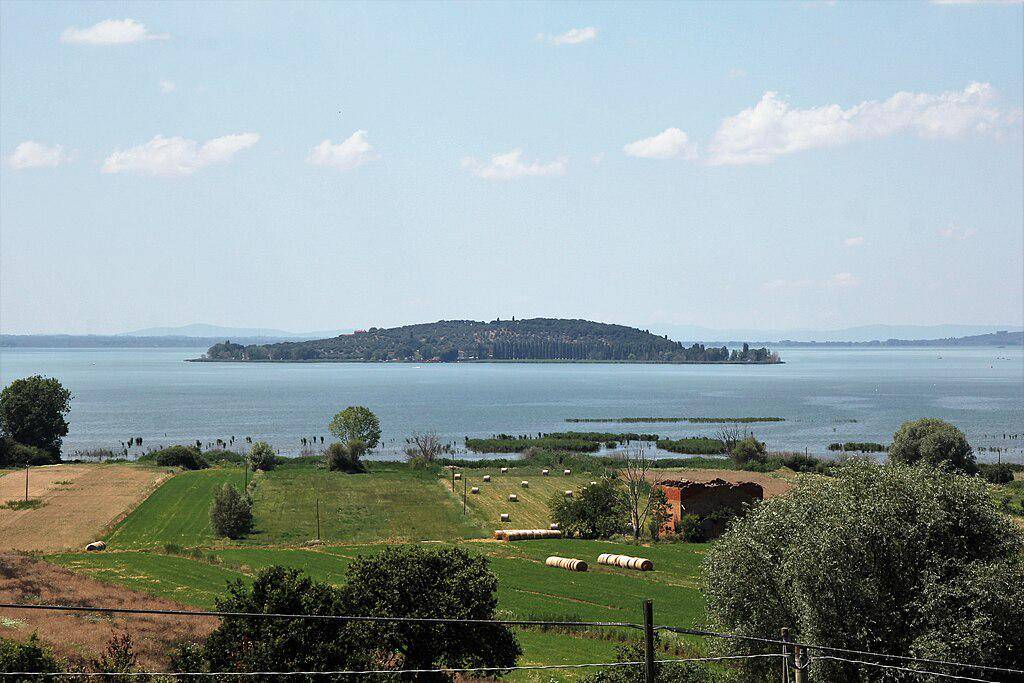 Pulau Polvese Italia