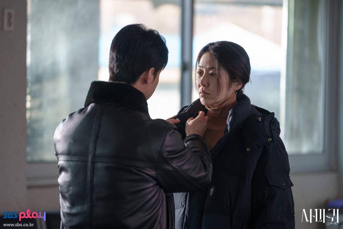 Cuplikan drama Korea Queen Mantis (instagram.com/sbsdrama.official)