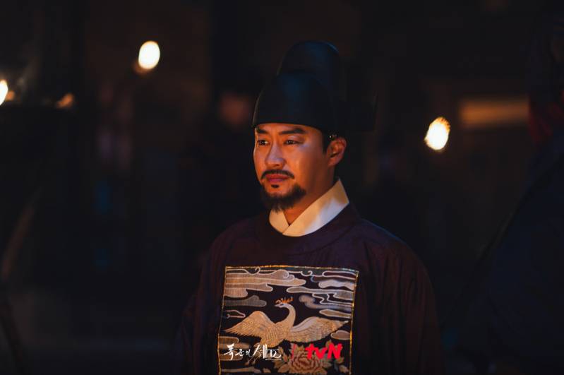 Oh Eui Sik di drama Bon Appétit, Your Majesty (Dok. tvN/Bon Appétit, Your Majesty)
