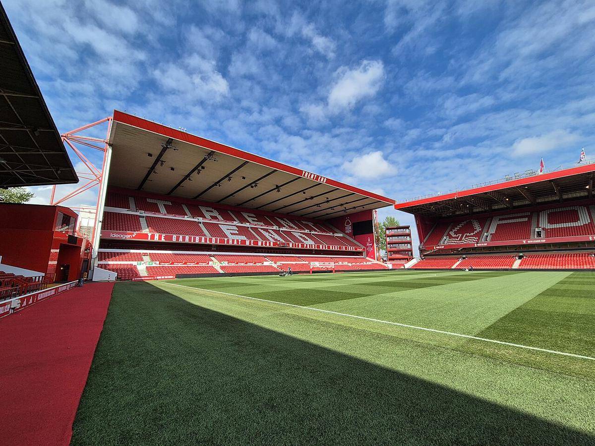 ilustrasi Nottingham Forest 
