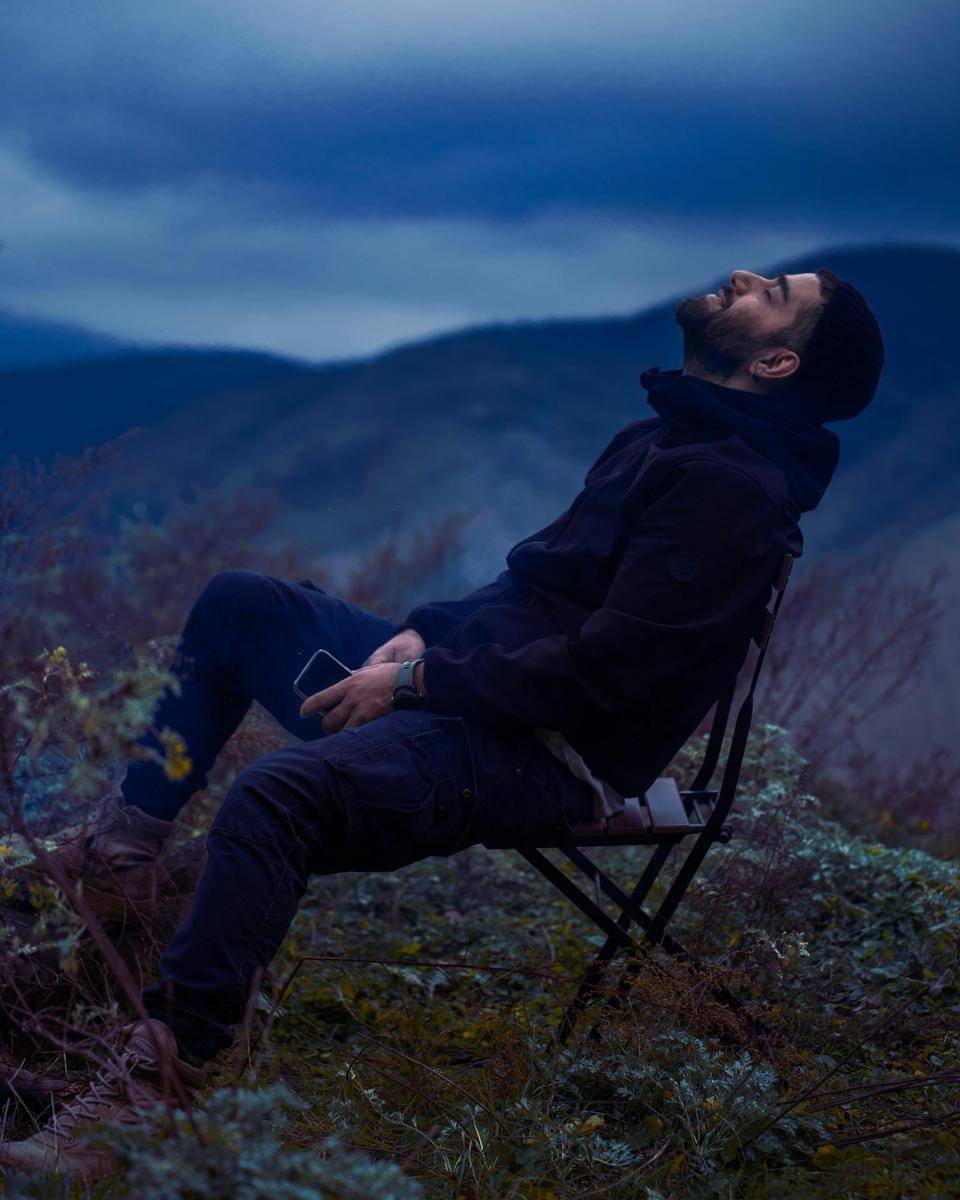 Orang merenung (pexels.com/Hadi Ahmadi)