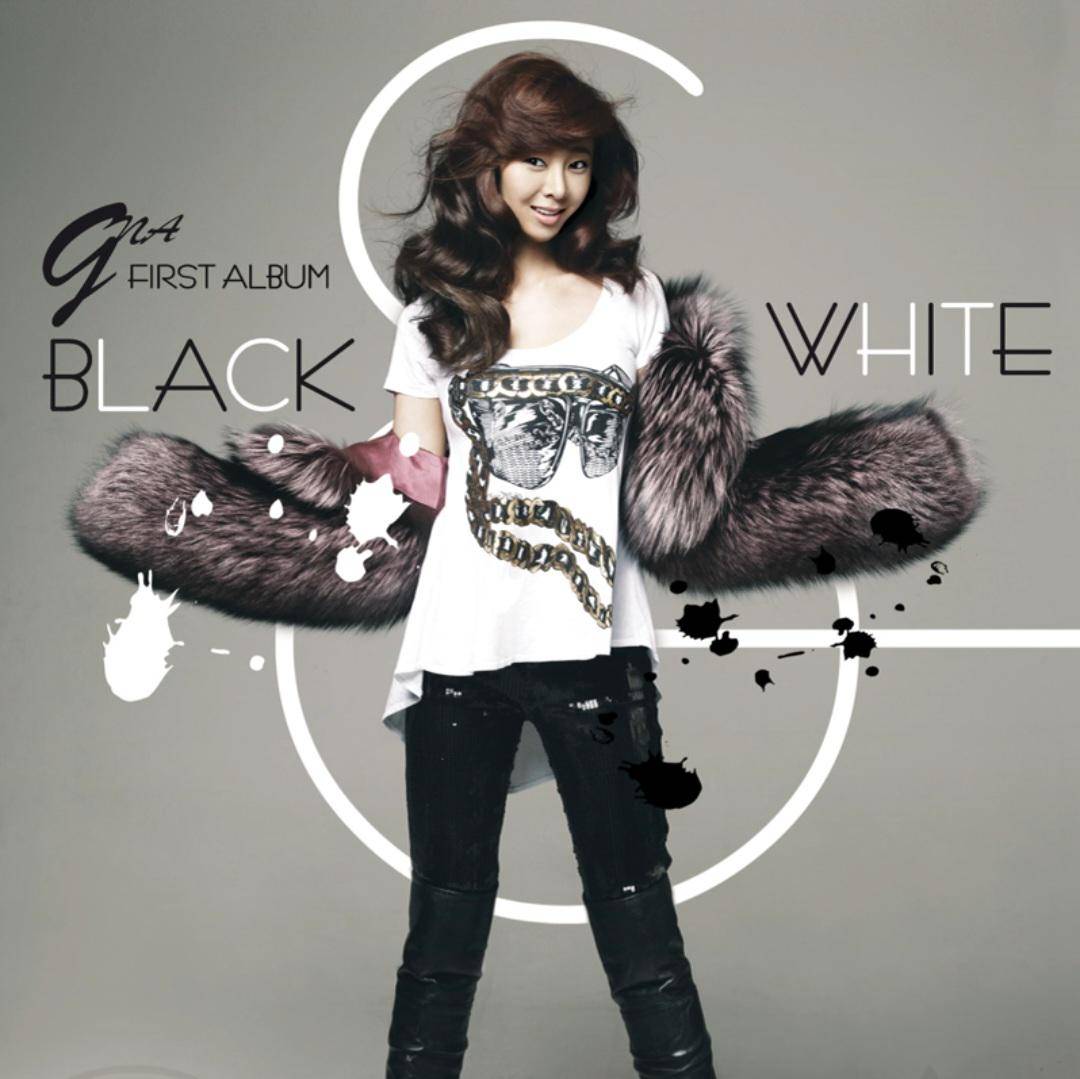 cover album Black & White (youtube.com/@gnaofficial)