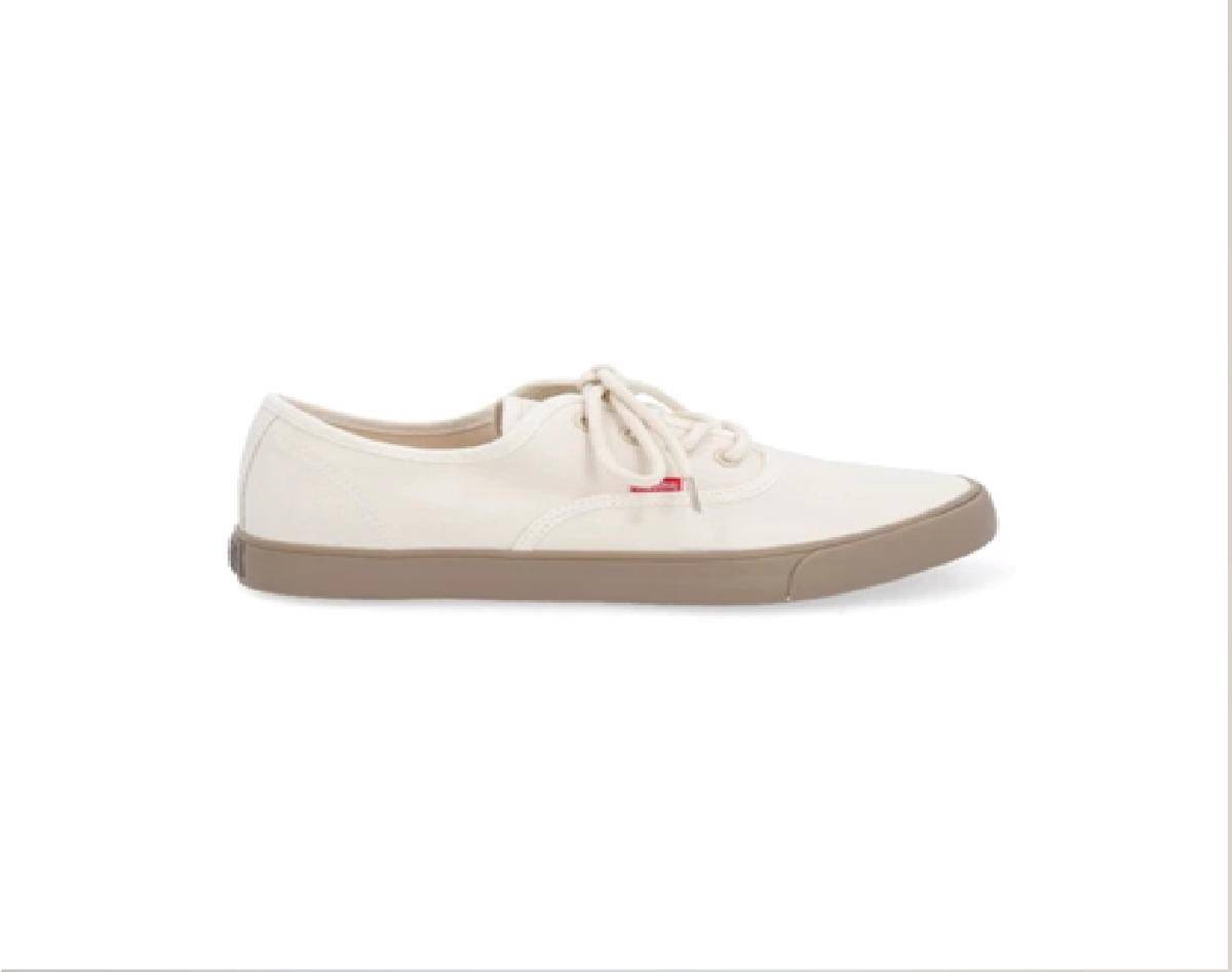 Sepatu Sneakers Low Cut Pria Cardinal M1093T08D (shopee.co.id/Cardinal Official Shop)