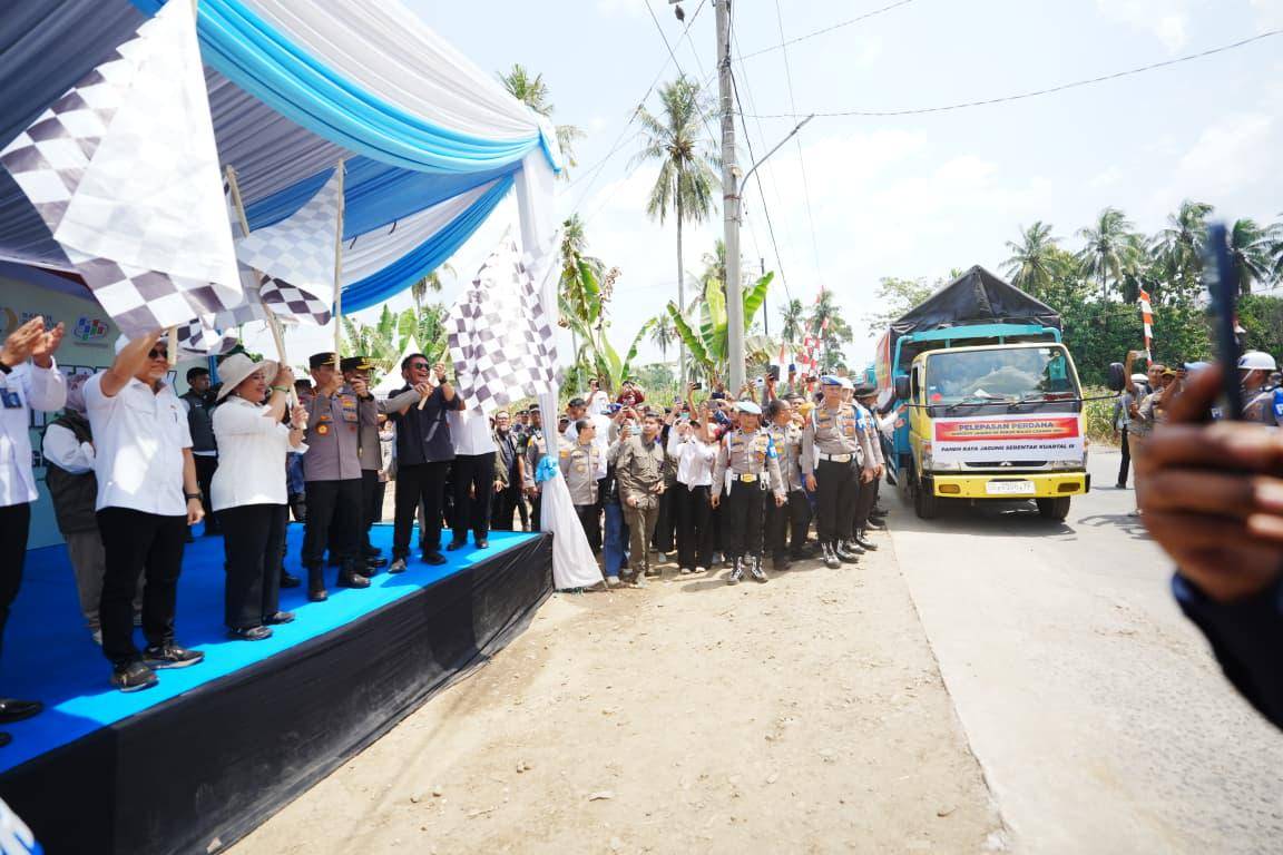 Panen Raya Kuartal III di Oku Timur, Sumatera Selatan, Sabtu (27/9/2025). 
