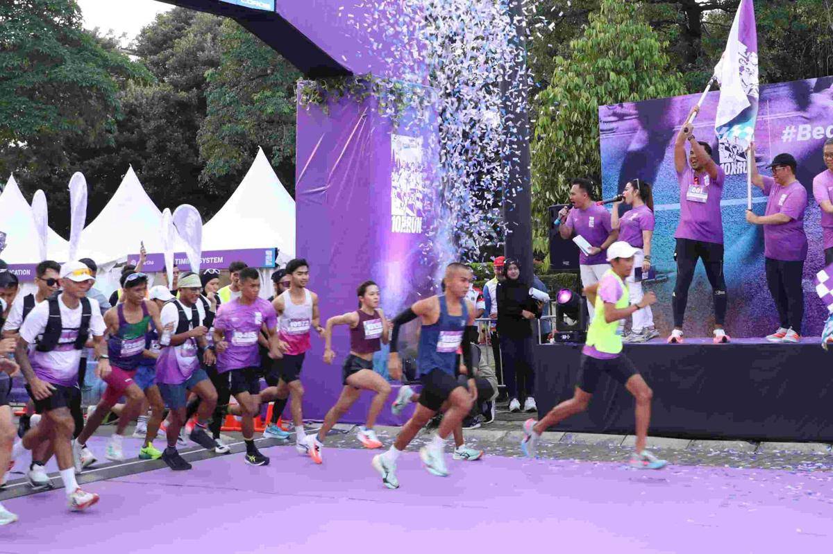 Pelepasan peserta Amartha RUN 2025 di Gelora Bung Karno (GBK) Senayan, Jakarta Pusat, pada Minggu (28/9/2025)