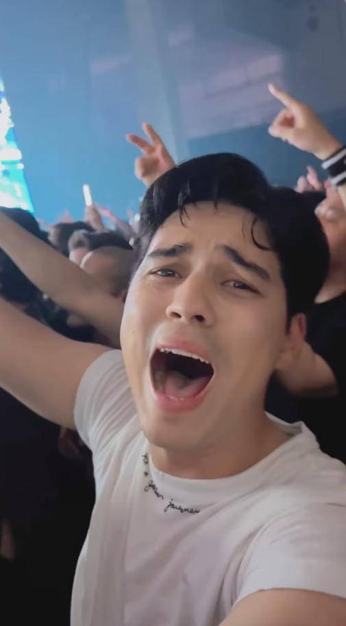 Luna Maya dan Maxime Nonton Konser MUSE (Instagram.com/lunamaya)