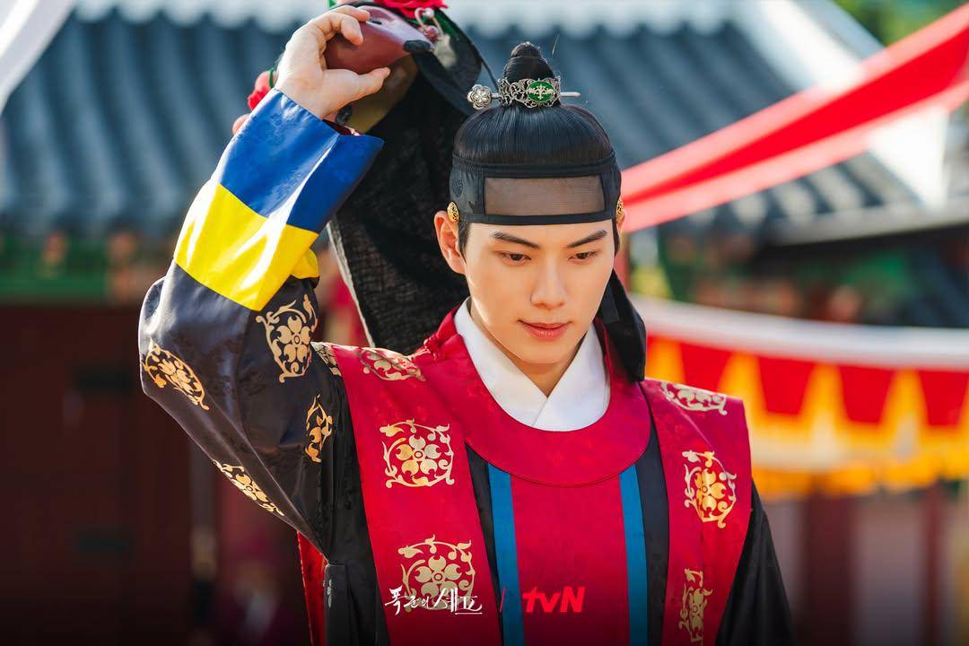 Still cut drama Korea Bon Appétit, Your Majesty