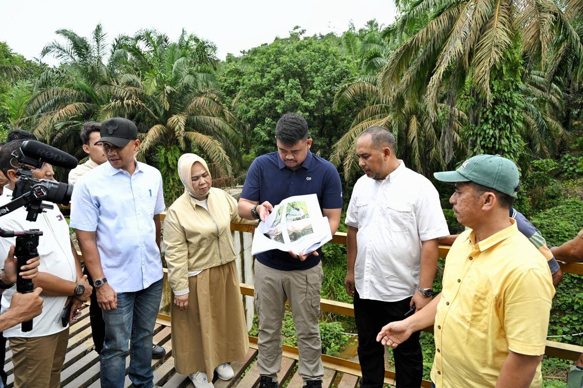 Gubsu_Tinjau Jembatan Desa Sei Musam dan Kuala Musam Kec.Batang Serangan Langkat 8 (1).jpg