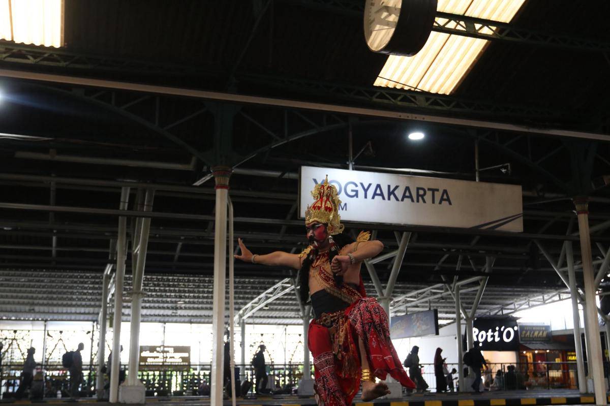 HUT ke-80 KAI, Ada Ramayana Ballet di Stasiun Yogyakarta