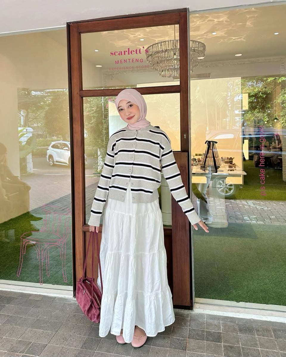 potret OOTD cafe hopping ala Nabilayua