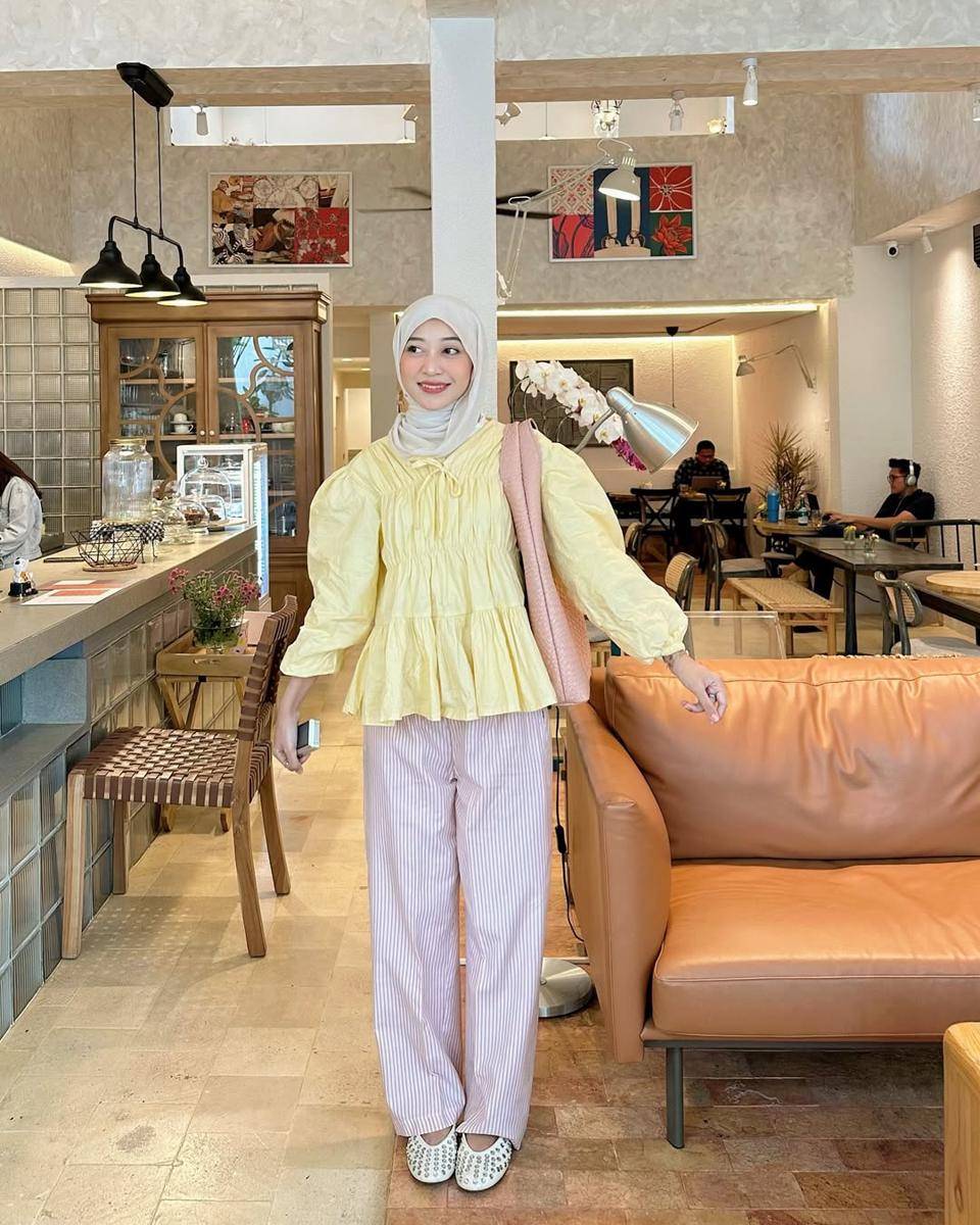 potret OOTD cafe hopping ala Nabilayua