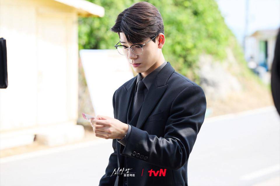 still cut drakor Shin's Project (dok. tvN/Shin's Project)
