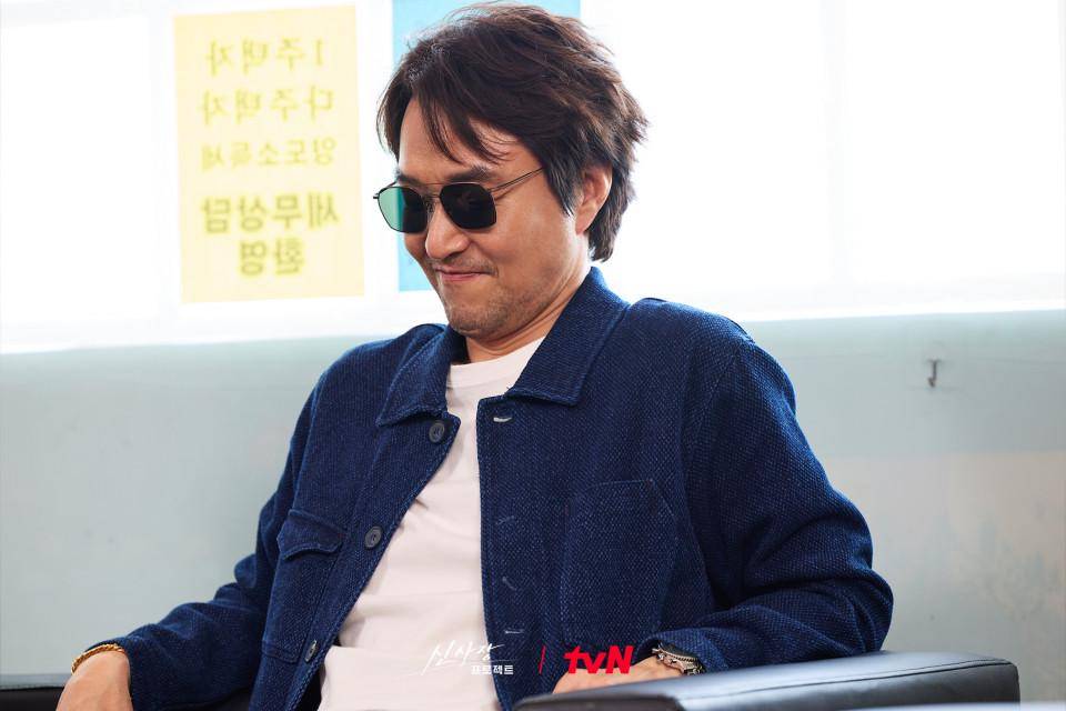 still cut drakor Shin's Project (dok. tvN/Shin's Project)