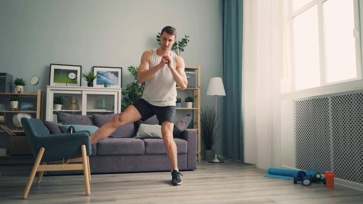 ilustrasi gerakan Bulgarian split squat