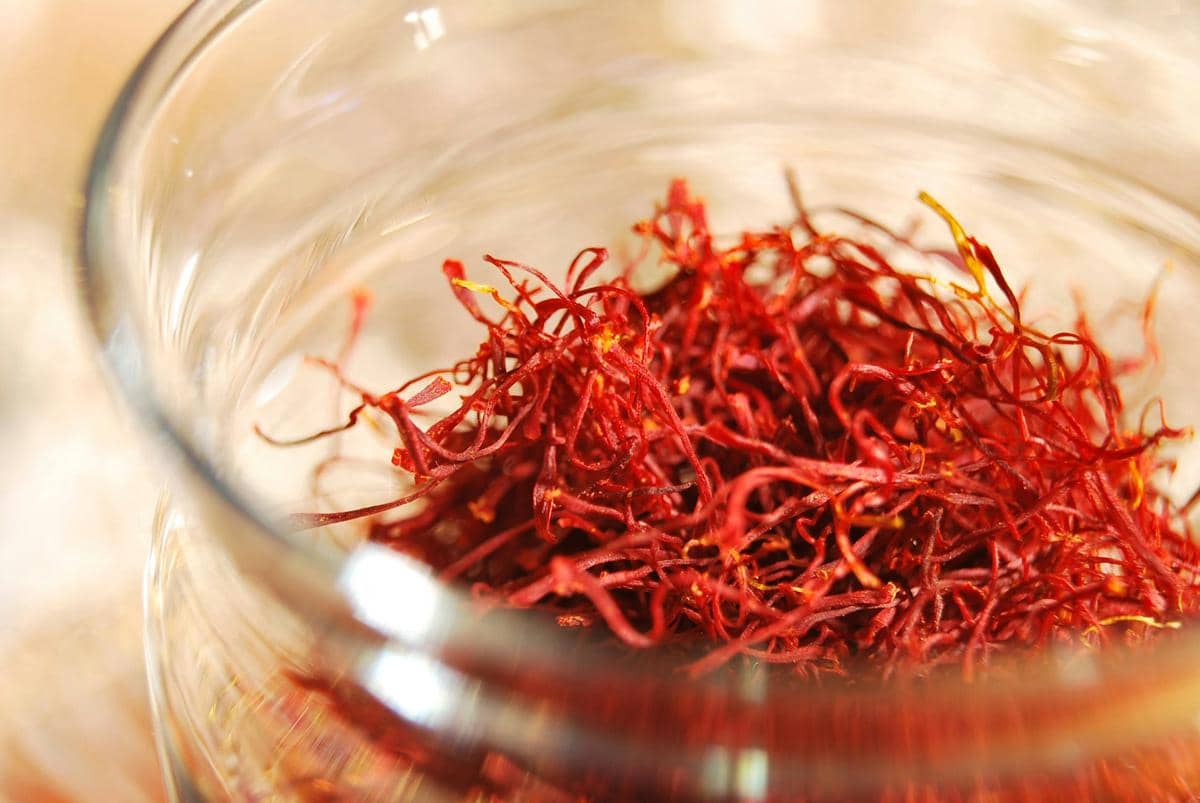 ilustrasi saffron (unsplash.com/Mohammad Amiri)