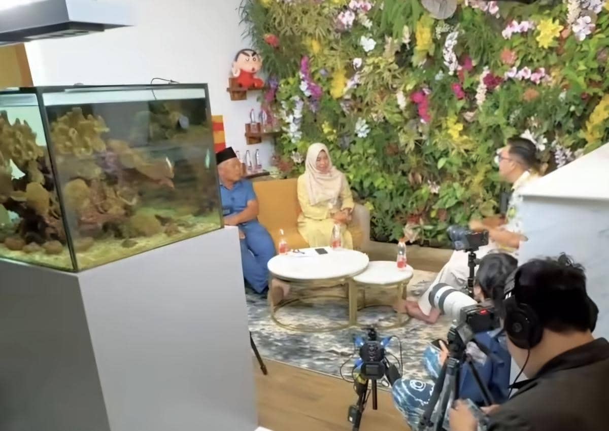 Yai Mim Jadi Tersangka Kasus Pornografi