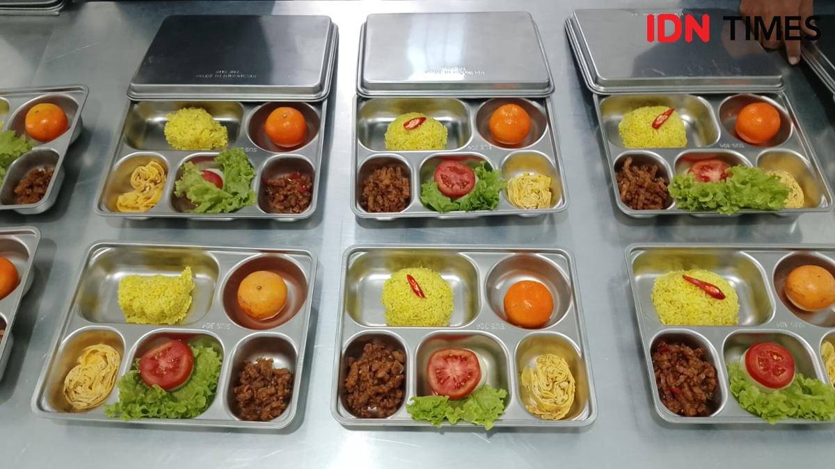 Menu MBG di salah satu dapur SPPG Magetan. IDN Times/Riyanto.