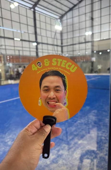 Ulang Tahun ke-40 Suami Caca Tengker (instagram.com/barry.tamin)
