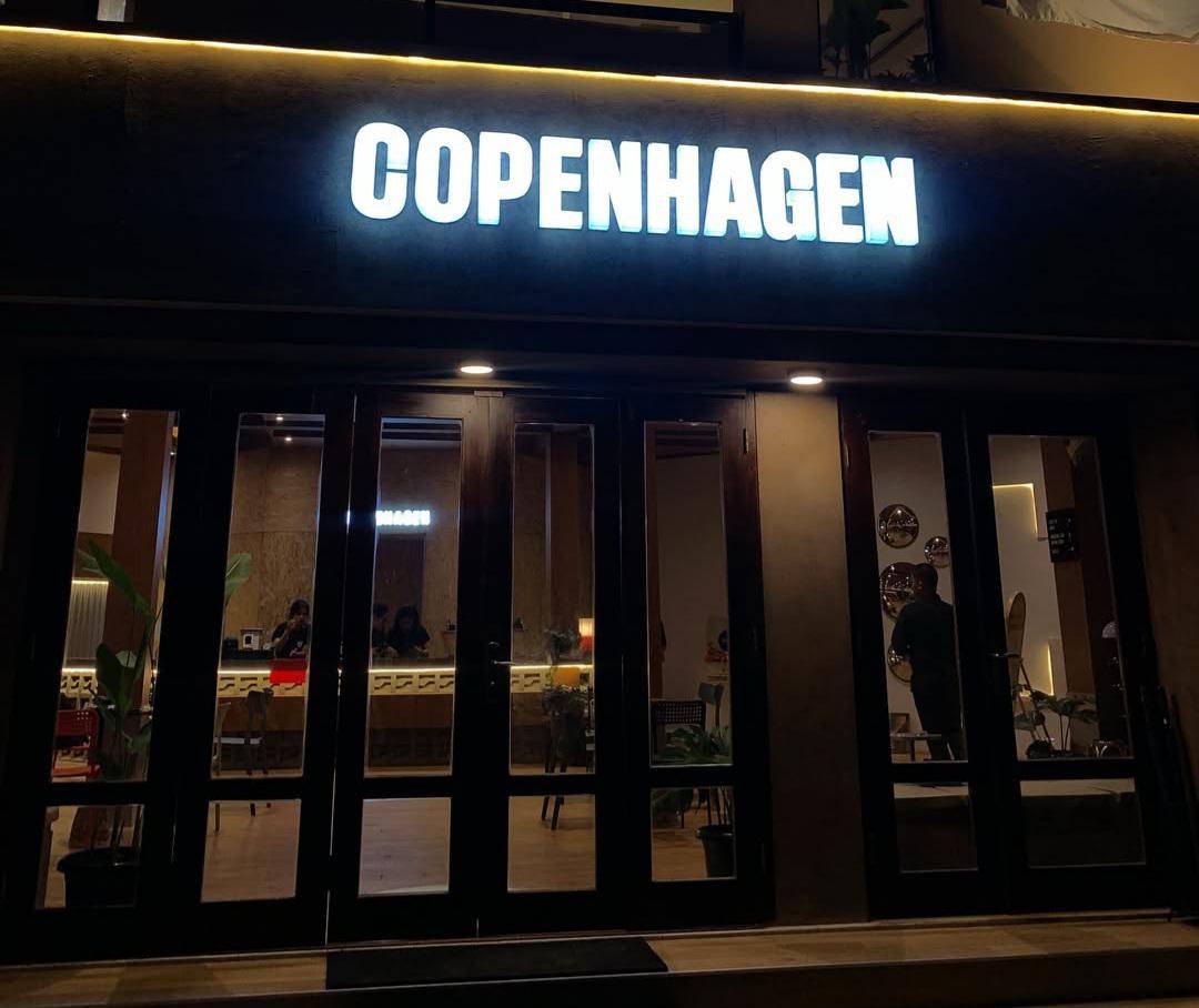 Copenhagen Jogja, Kafe Tropical Modern Baru di Jakal