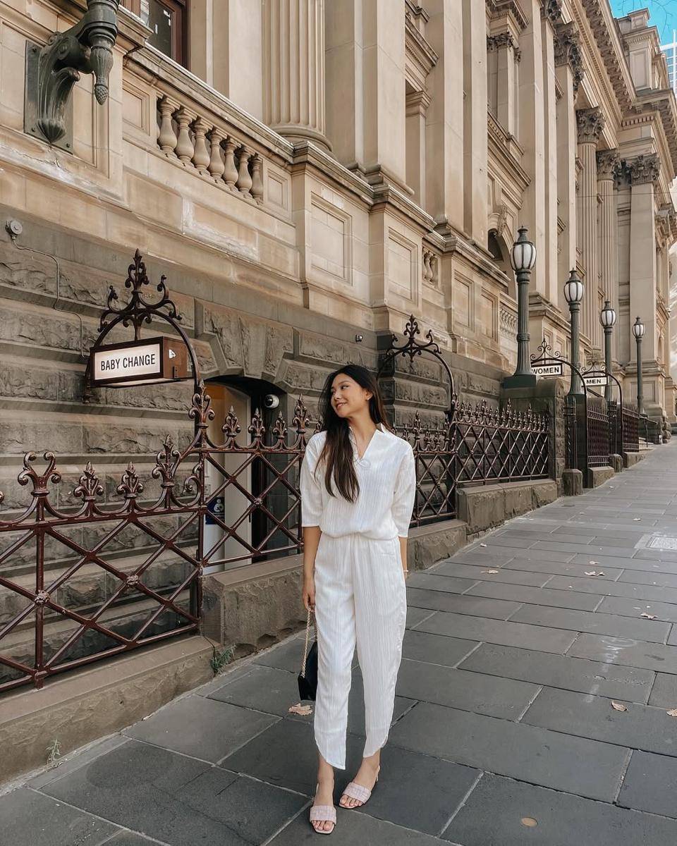 outfit antar anak sekolah (instagram.com/audreyyvanessa)