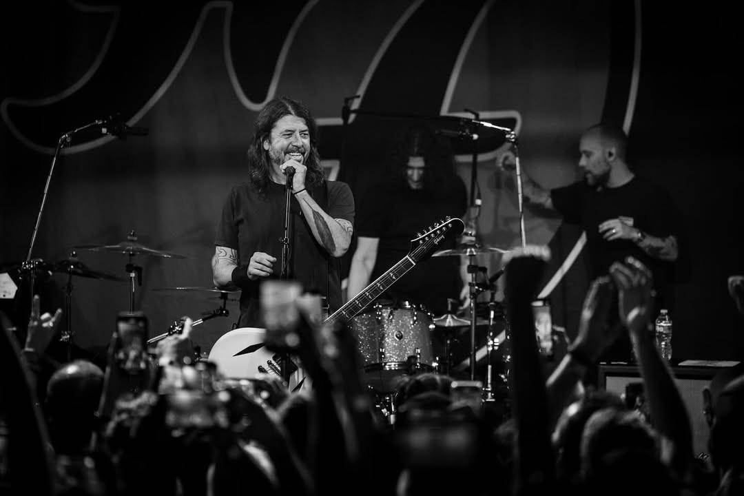 Foo Fighters, photo by @andiktaylor (instagram.com/FooFighters)