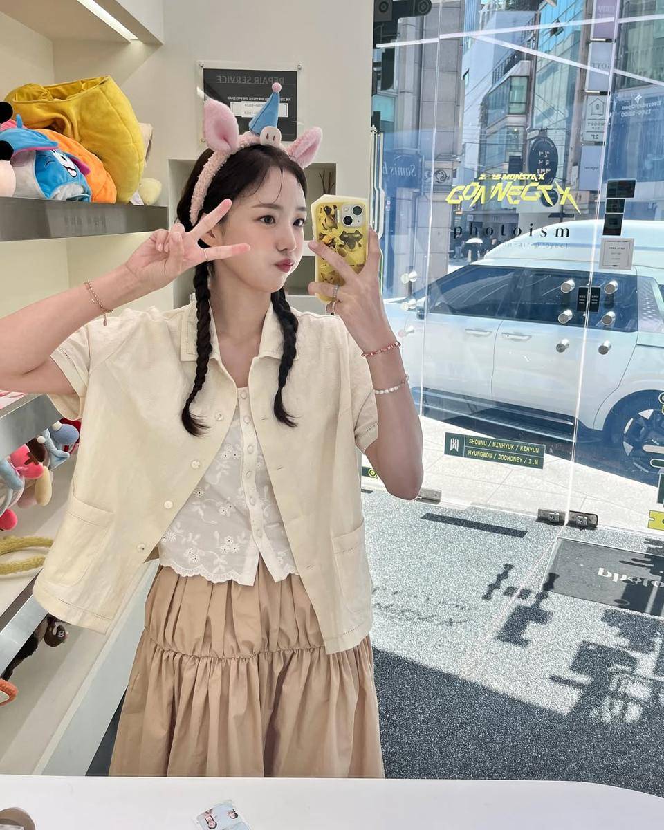 OOTD ala Chae Soo Bin
