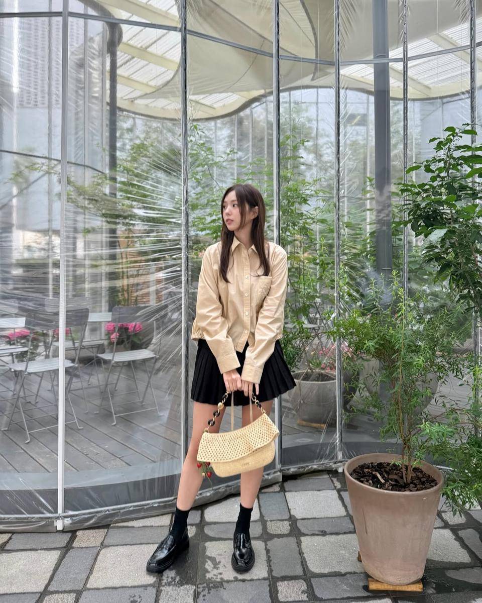 Outfit ala Chae Soo Bin