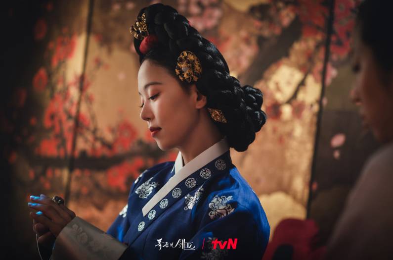 Kang Han Na di drama Bon Appétit, Your Majesty (Dok. tvN/Bon Appétit, Your Majesty)