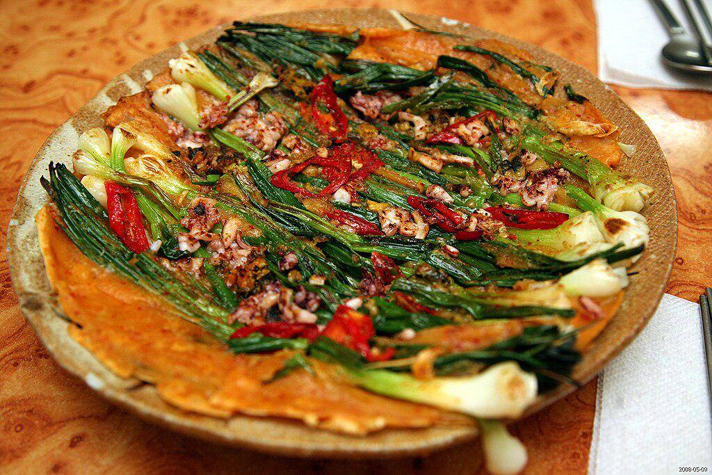 dongnae pajeon (commons.wikimedia.org/Jinho Jung)