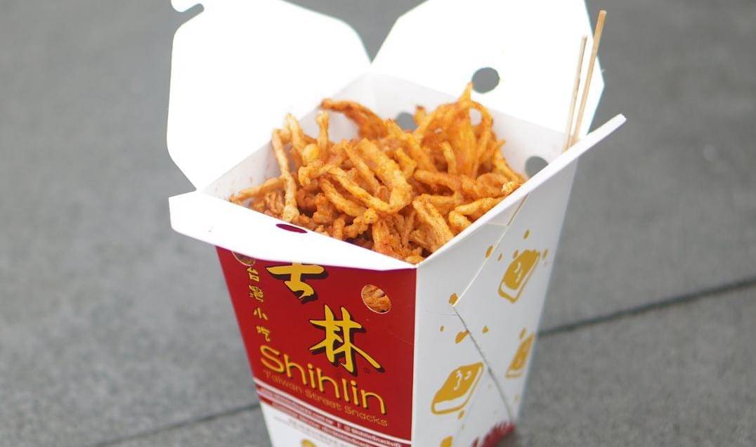 menu crispy salt pepper mushroom di Shihlin (instagram.com/shihlinsnacksid)