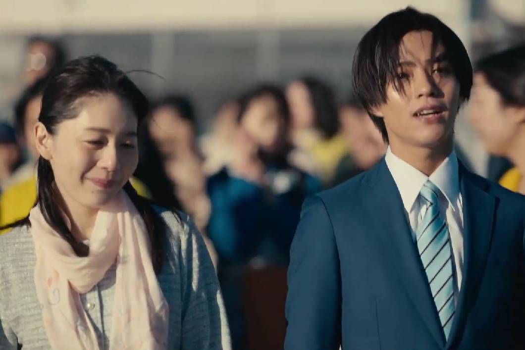 Nobuaki Hida dan ibunya
