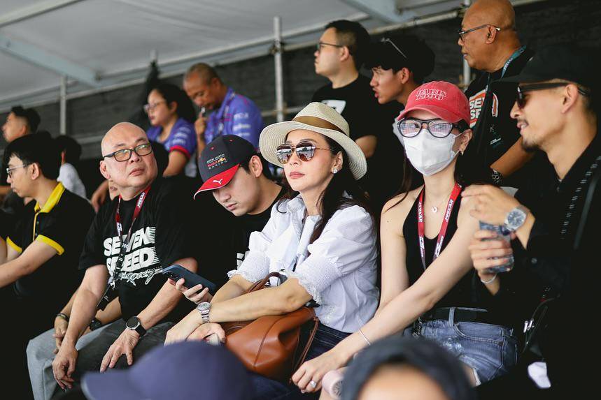 Alyssa dan Maia Estianty dukung Al lomba drifting
