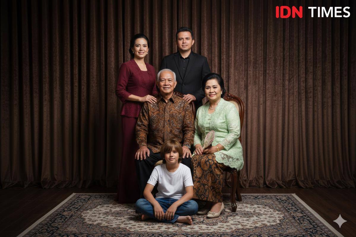 hasil edit foto studio bareng keluarga dengan Gemini AI (IDN Times/Muhammad Rizki Imami)