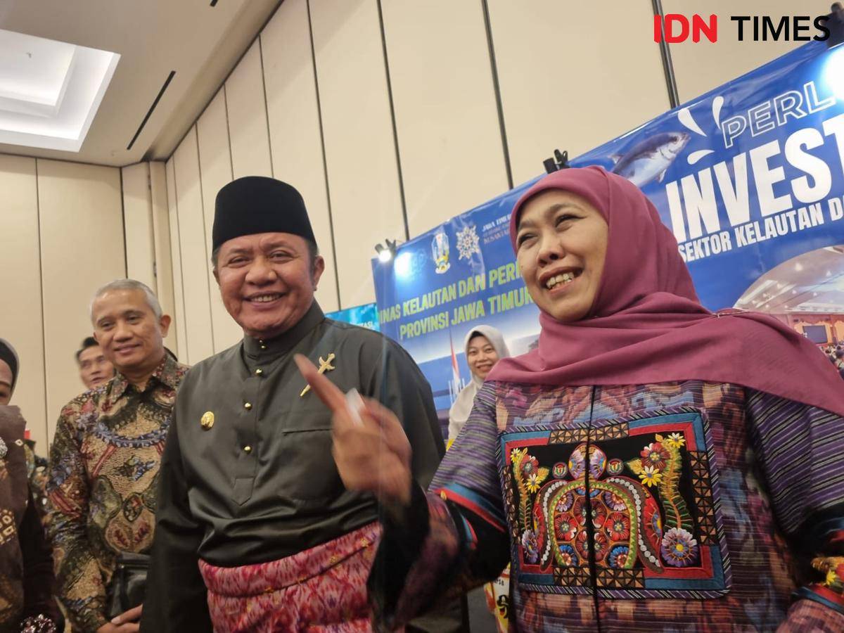 Gubernur Sumsel Herman Deru dan Gubernur Jatim Khofifah Indar Parawansa (IDN Times/Rangga Erfizal)