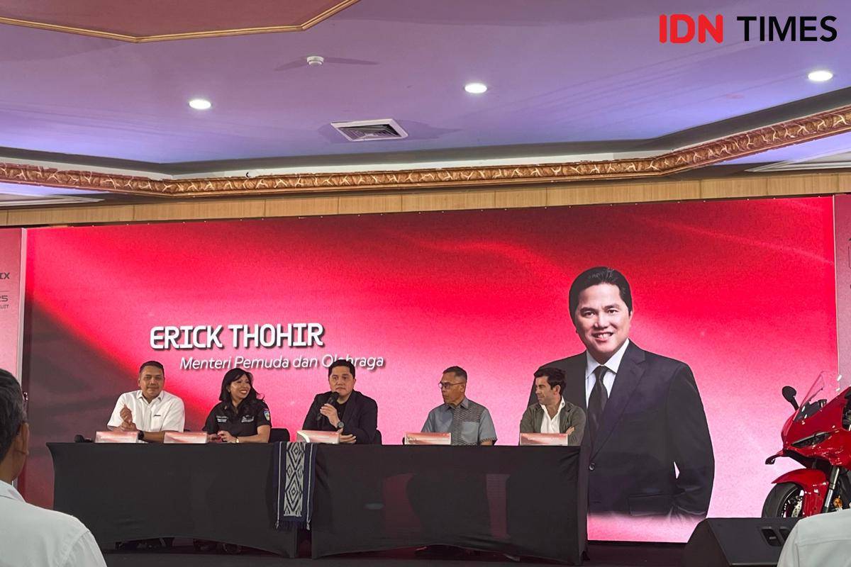 Konferensi pers MotoGP Indonesia 2025 di Kantor Kementerian Pemuda dan Olahraga (Kemenpora), Jakarta (IDN Times/Margith Damanik)
