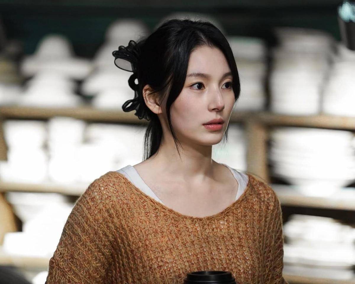 Han Dong Hee di drama Queen Mantis 