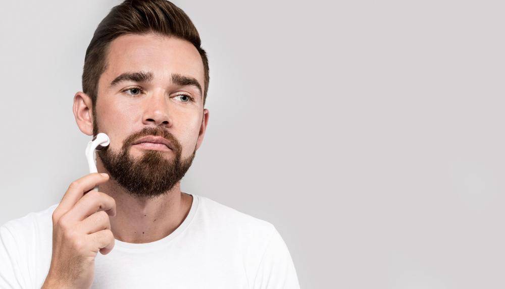 ilustrasi cara pemakaian derma roller (freepik.com/freepik)