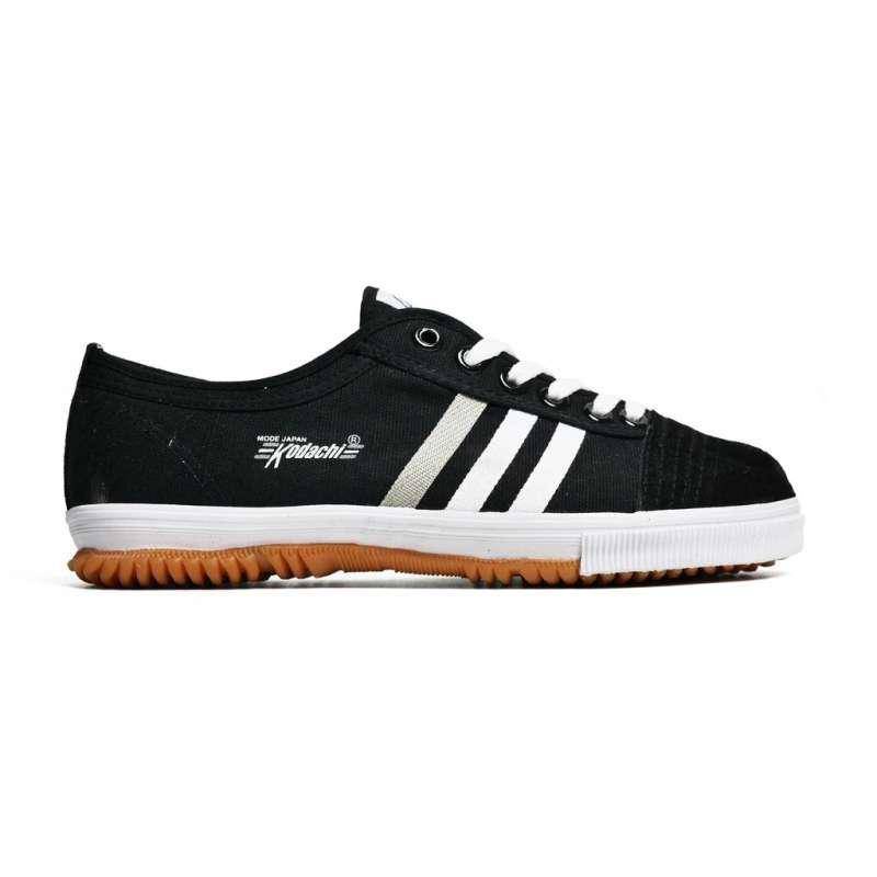 Kodachi Capung Sneakers 8111 (blibli.com/Reiko) 
