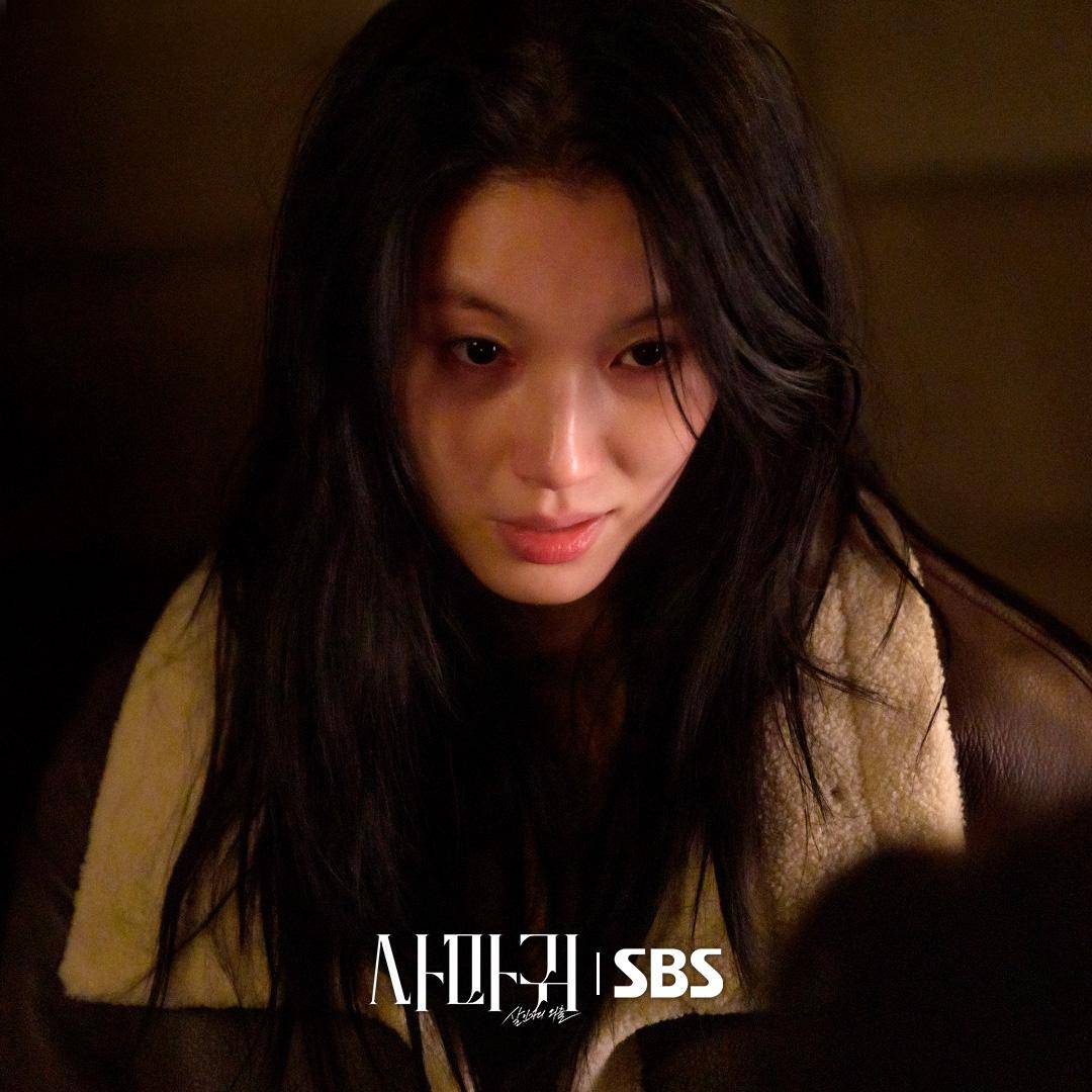 Han Dong Hee di Queen Mantis (dok. SBS/Queen Mantis)