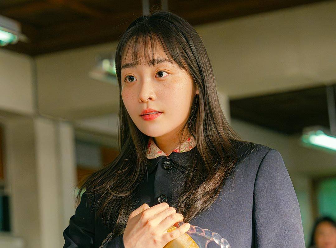 still cut drama Korea Typhoon Family 