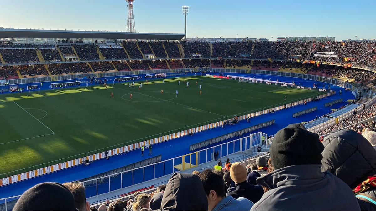 ilustrasi The Stadio Via del Mare kandang US Lecce