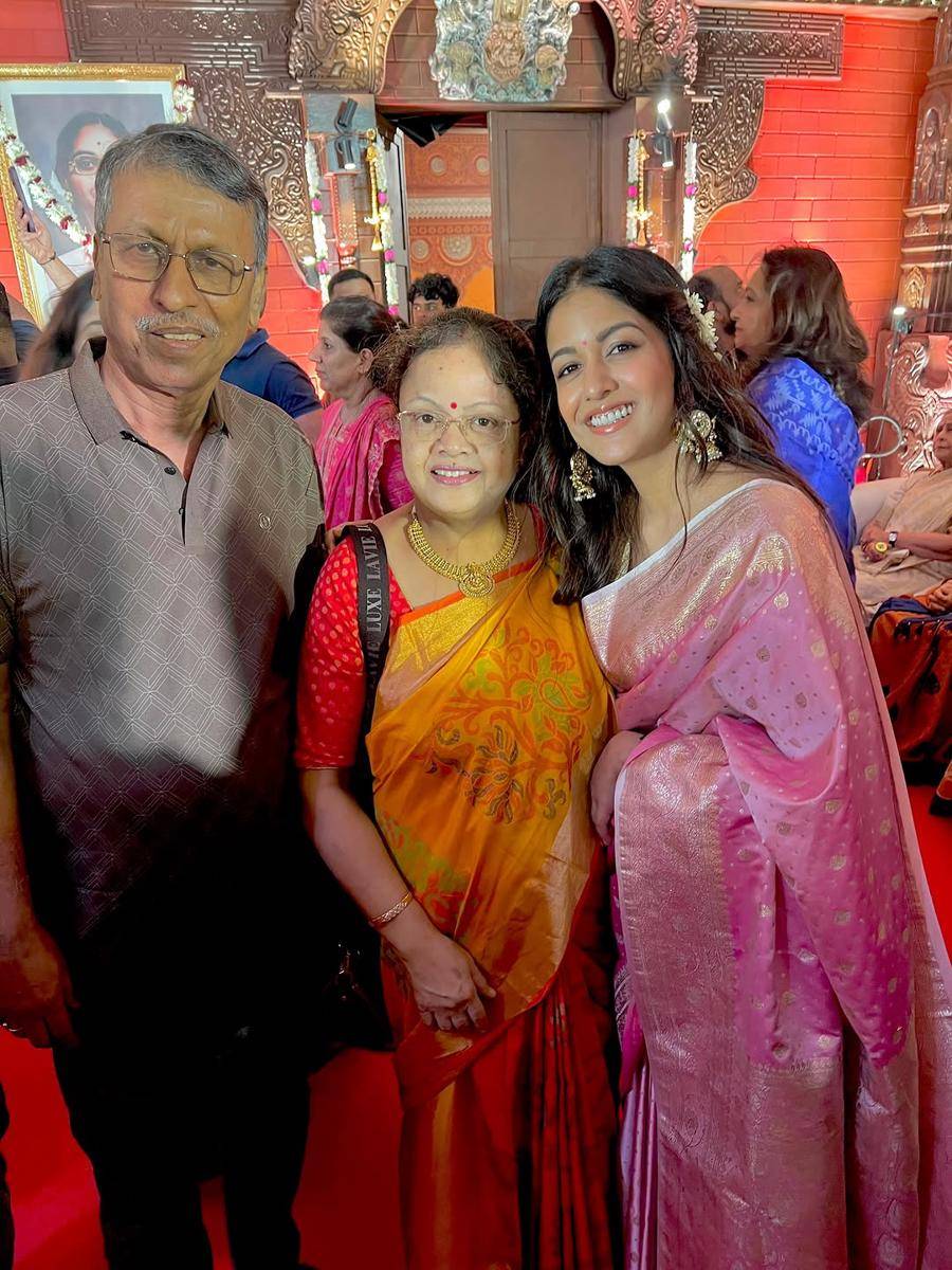 keluarga Ishita Dutta