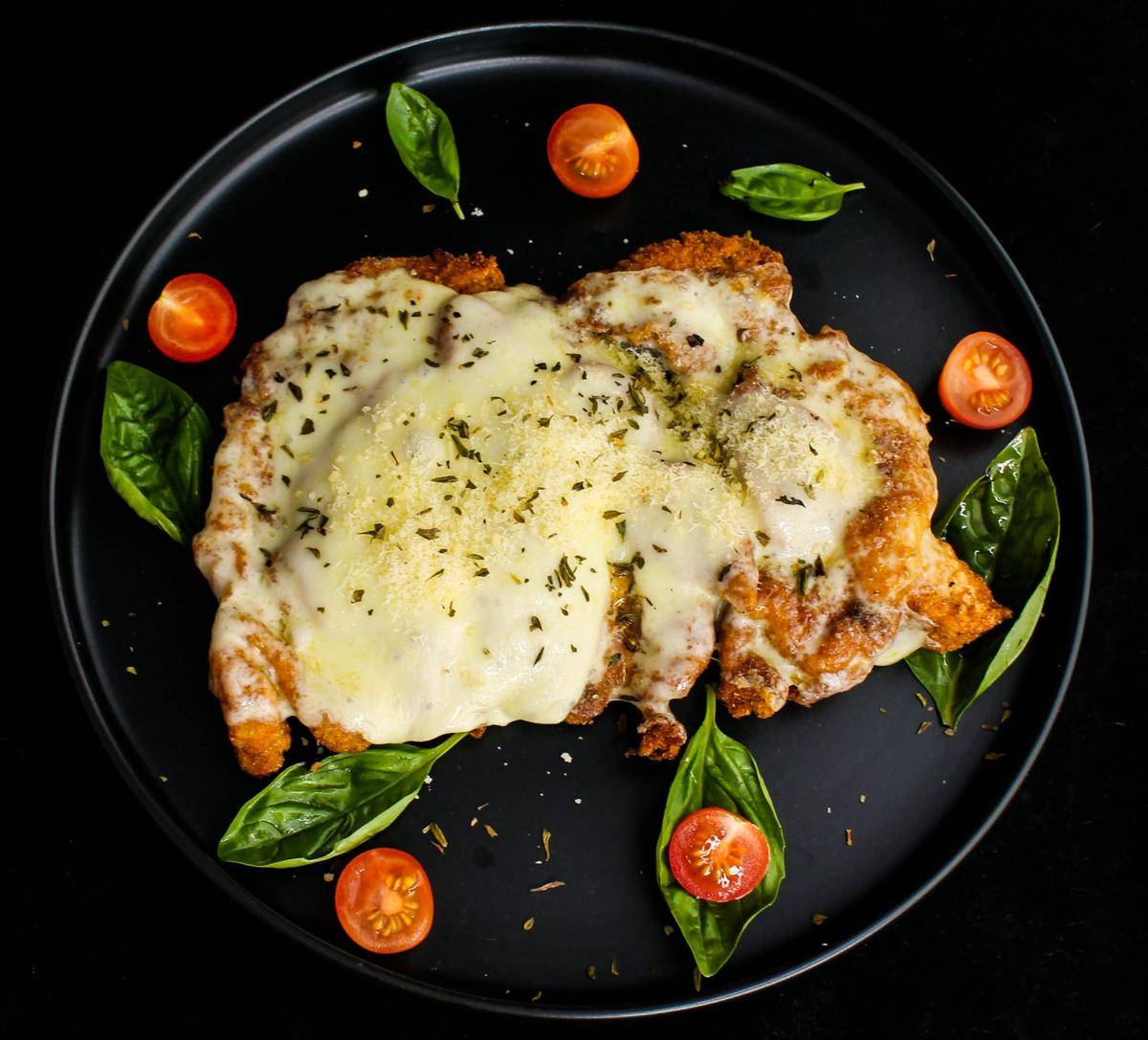 ilustrasi chicken schnitzel (pexels.com/Froimar Andrea Rodriguez)